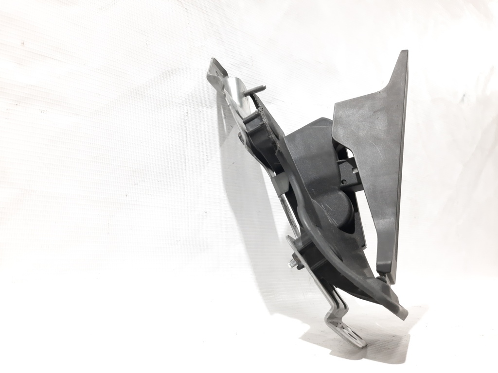 3 Педаль газу Mazda 3 2015-2020 BHN2V9091A Mazda 3 3 3 Педаль газу Mazda 3 2015-2020 BHN2V9091A Mazda 3 3