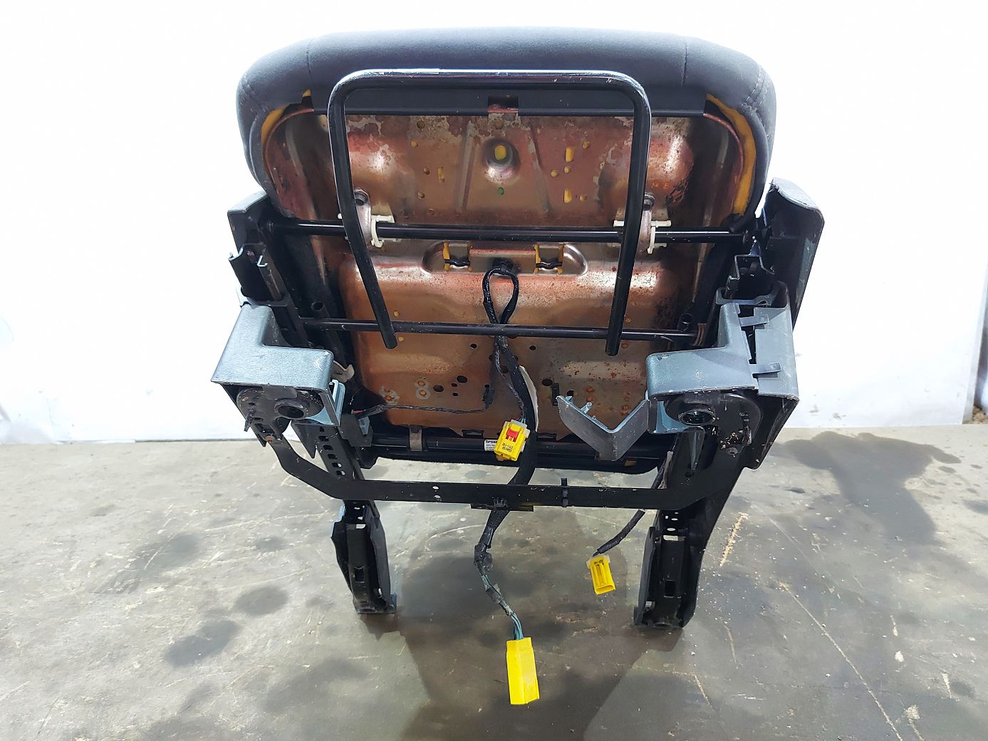 Patriot Сиденье водительское Jeep Patriot 2010-2012 1RG66DK7AA Jeep Patriot 4