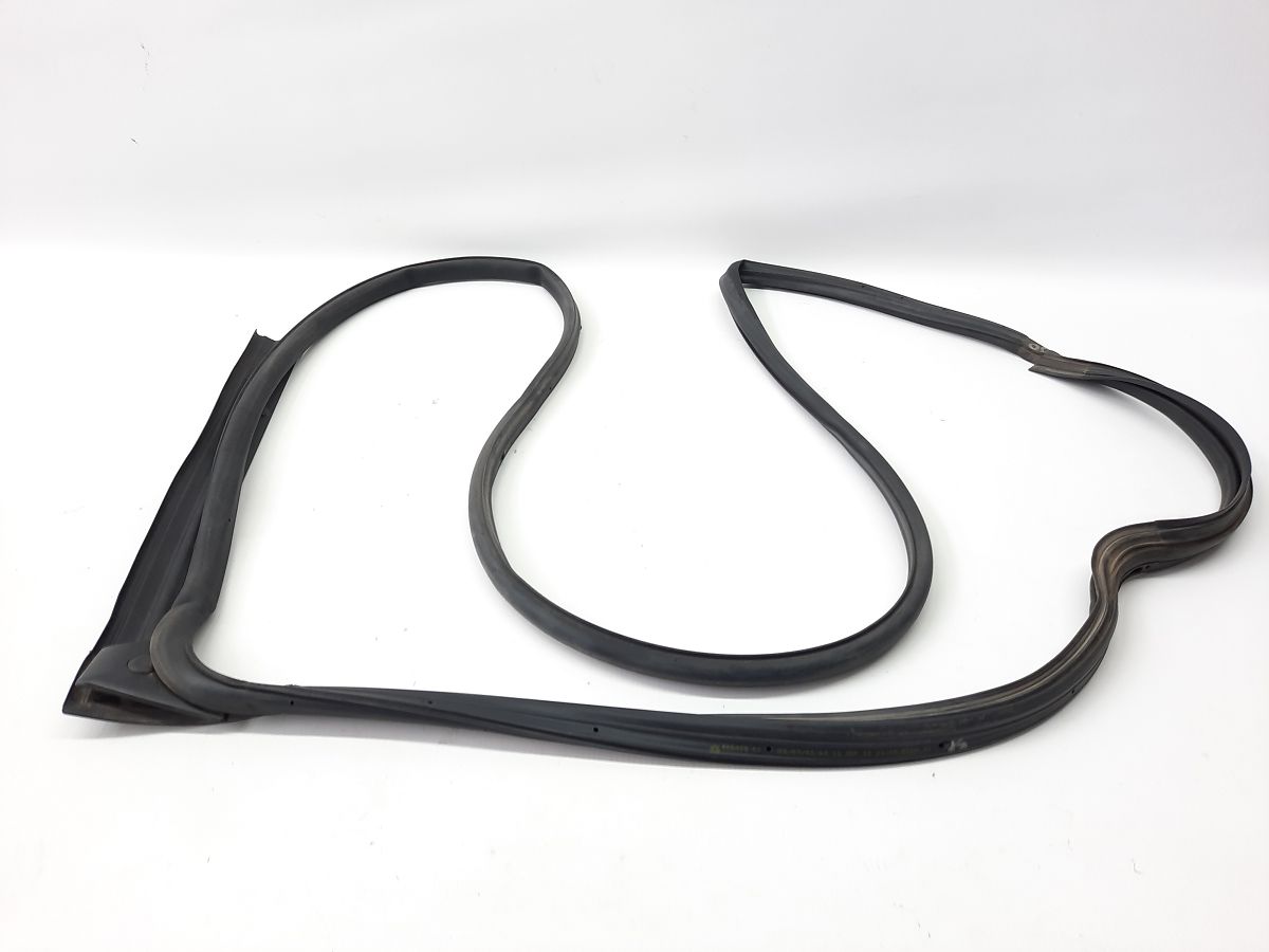 Journey Уплотнительная резинка двери задней левой Dodge Journey 2009-2020 5076869AC Dodge Journey 5