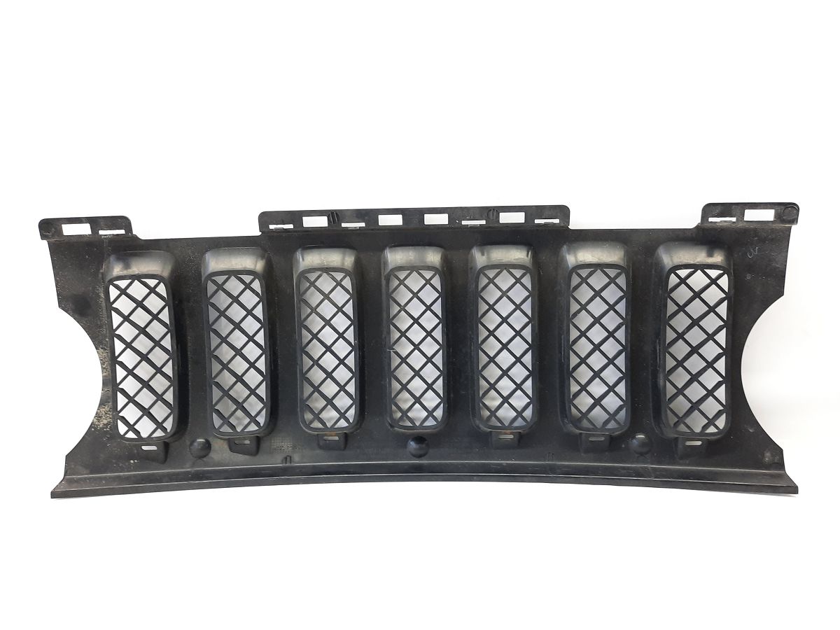Patriot Сітка решітки радіатора Jeep Patriot 2011-2017 68091527AA Jeep Patriot 6 Patriot Сітка решітки радіатора Jeep Patriot 2011-2017 68091527AA Jeep Patriot 6