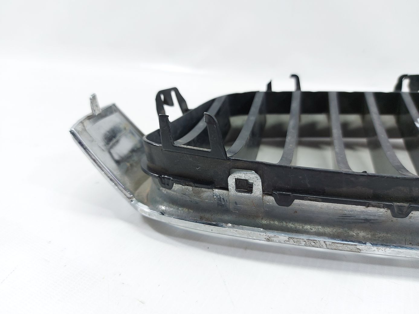 328i xdrive Решітка радіатора верхня права (ніздря) Тайвань BMW 328i xDrive 2012-2016 51137255412 BMW 328i xDrive 6