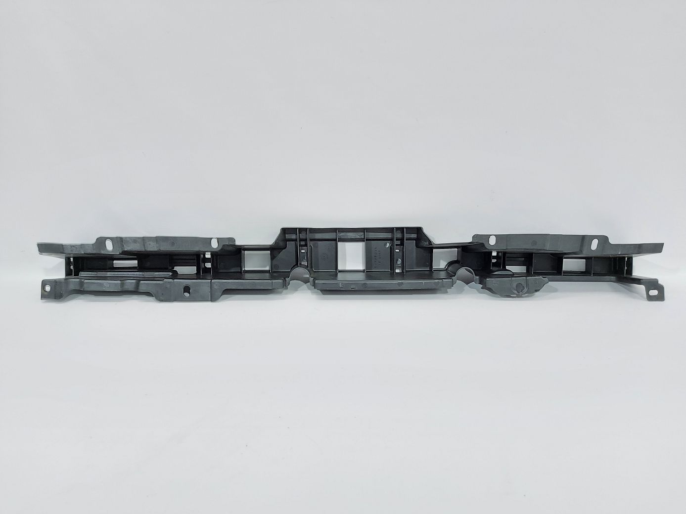 Volt Кріплення задньої панелі багажного відділення Chevrolet Volt 2011-2015 22779981 Chevrolet Volt 5