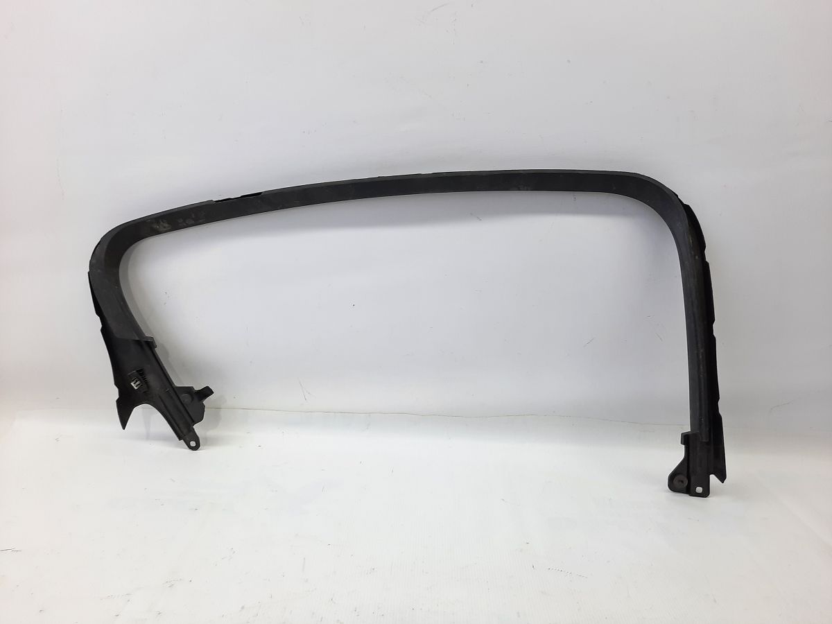 Volt Накладка арки дверей задньої правої Chevrolet Volt 2011-2015 22785439 Chevrolet Volt 7