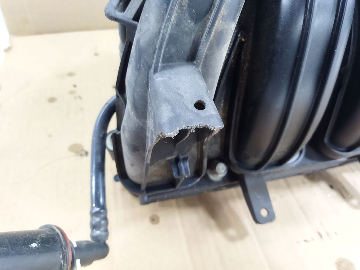 Regal Впускний колектор Buick Regal 2014-2017 12631021 Buick Regal 3