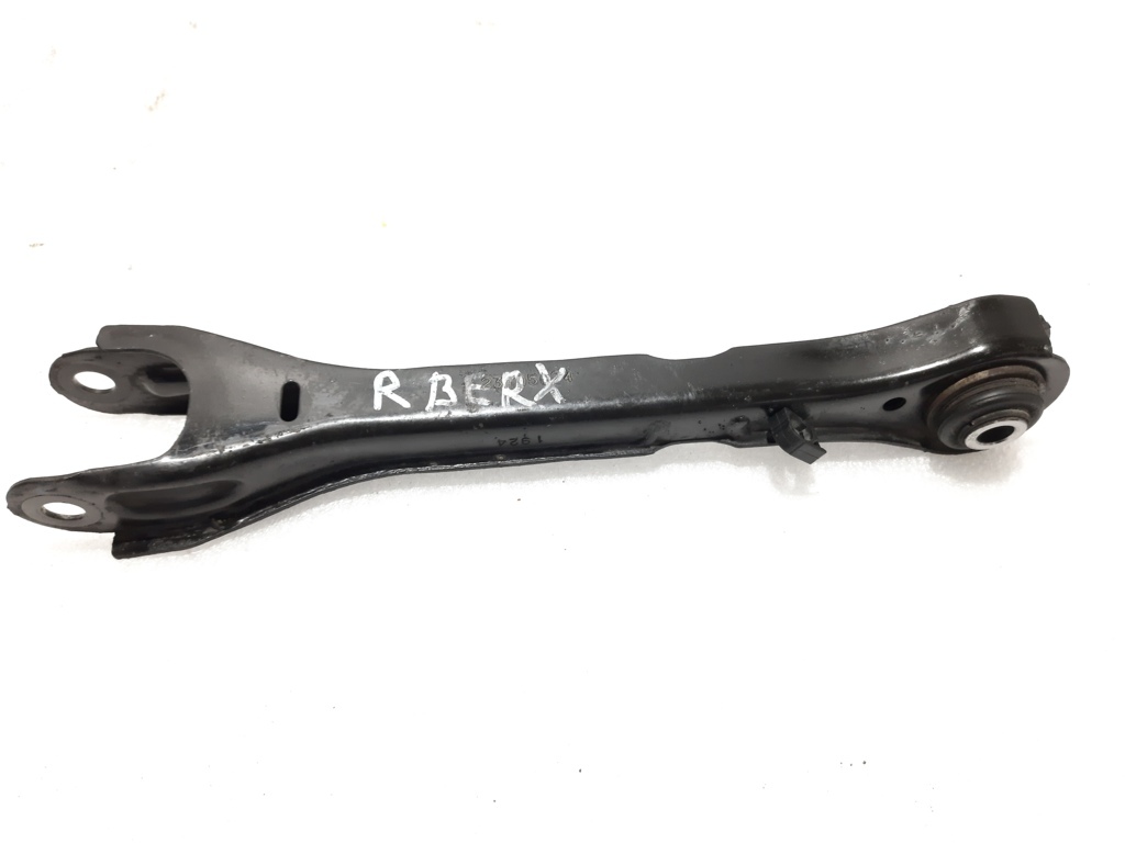 Ats Важіль центральний лівий/правий поперечний Cadillac ATS 2013-2019 23105024 Cadillac ATS 15