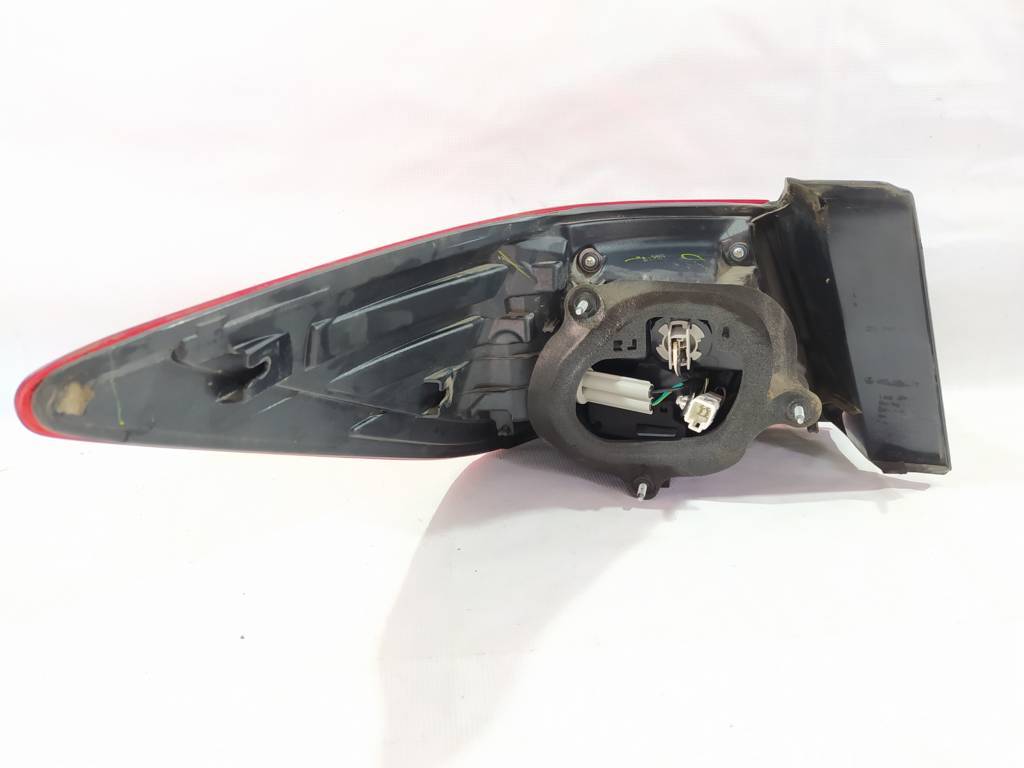 Товары с дефектами Фонарь задний правый (трещина) Subaru Legacy 2015-2019 84912AL09A Subaru Legacy 8