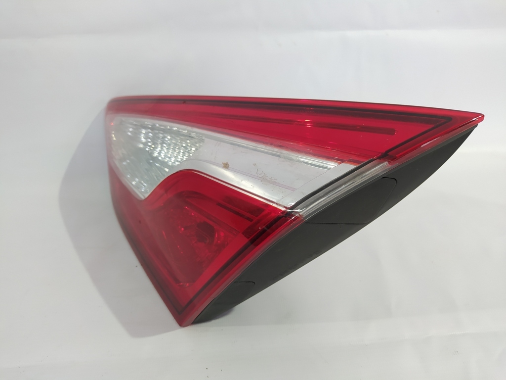 Cruze Ліхтар кришки багажника правий hbk Chevrolet Cruze 2017-2019 39121494 Chevrolet Cruze 2