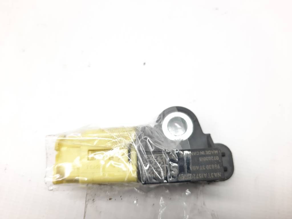 Altima Датчик бічного удару Nissan Altima 2013-2020 988303TA5A Nissan Altima 2