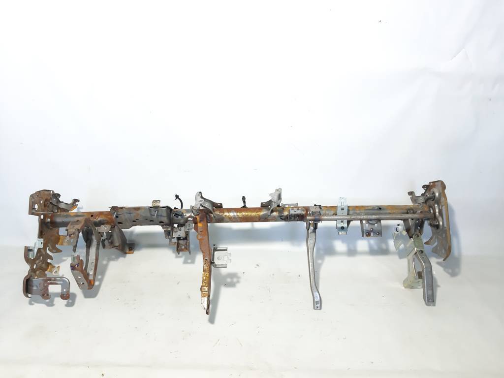 Sentra. Рама торпеды Nissan Sentra 2016-2019 678703YU1A Nissan Sentra