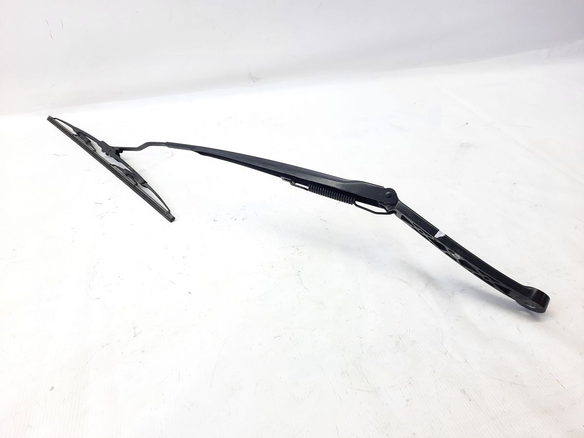 200 limited Рычаг стеклоочистителя правый Chrysler 200 Limited 2015-2017 68241706AB Chrysler 200 Limited 2