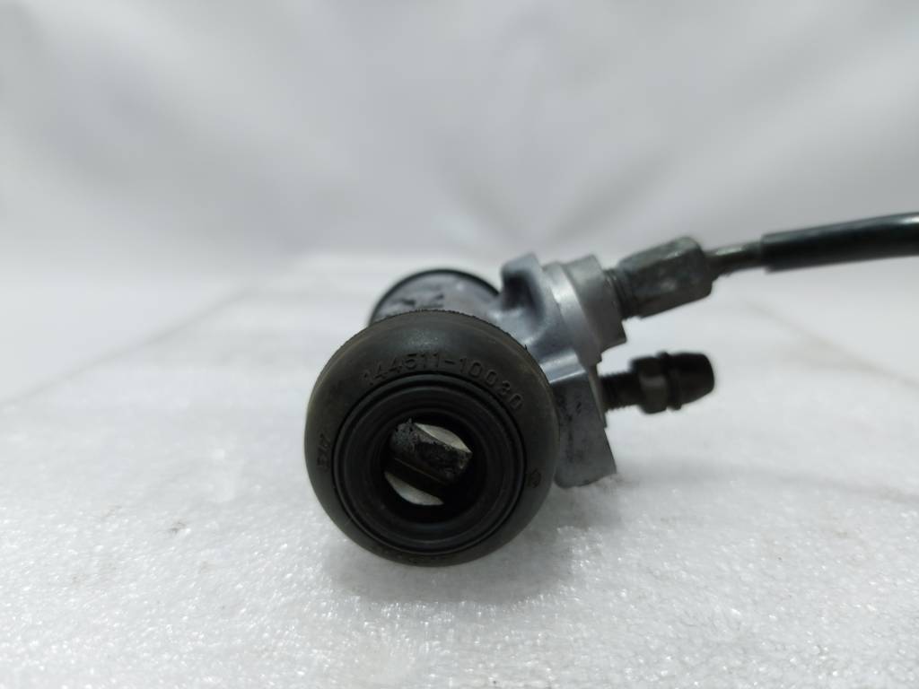 Prius c Тормозний циліндр задній лівий/правий Toyota Prius C 2008-2019 4755028060 Toyota Prius C 10