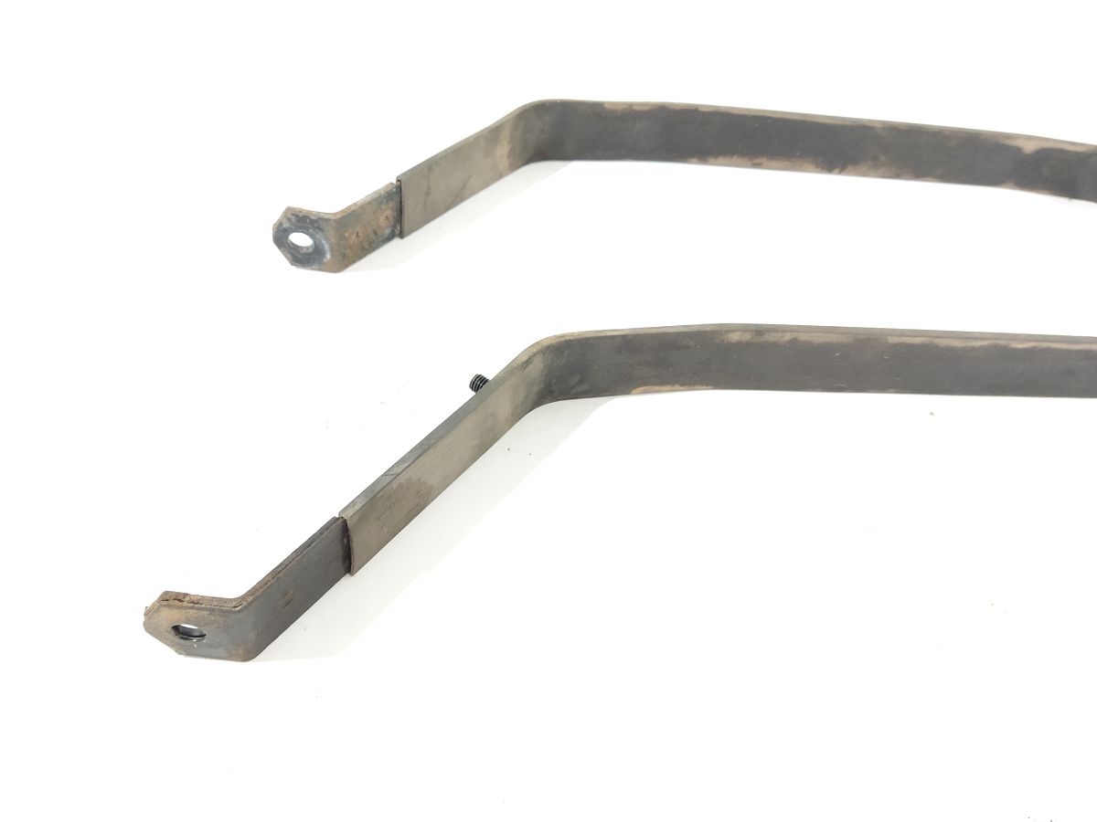 Forester Крепление бензобака Subaru Forester 2014-2018 42017FJ000 Subaru Forester 2