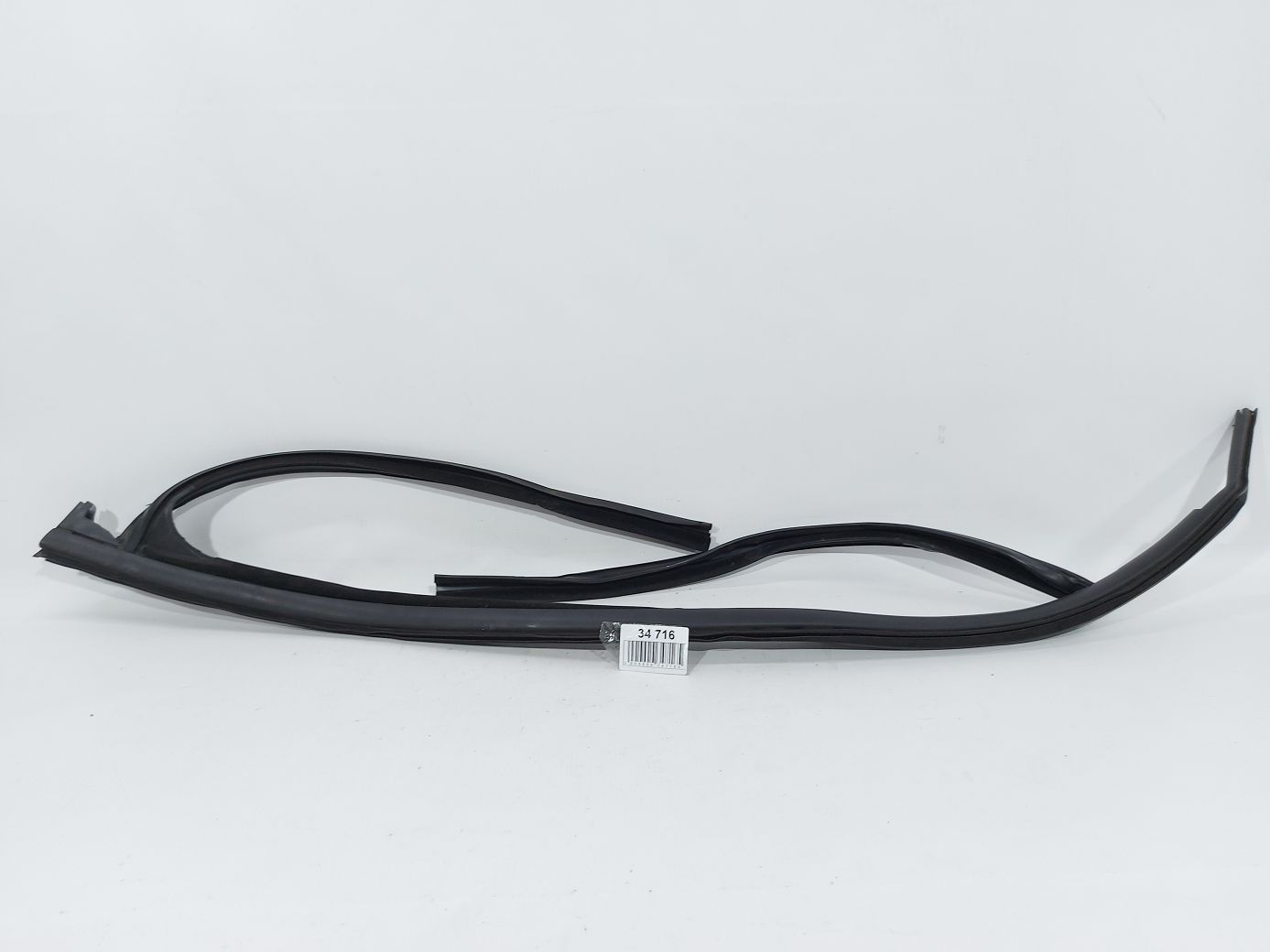 Cruze. Направляюча гумка скла передньої лівої двері Chevrolet Cruze 2012-2014 95321657 Chevrolet Cruze