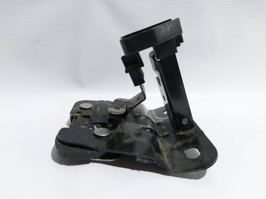 3 Замок спинки сидіння заднього лівого/правого Mazda 3 2014-2018 BJS75732XC Mazda 3 3