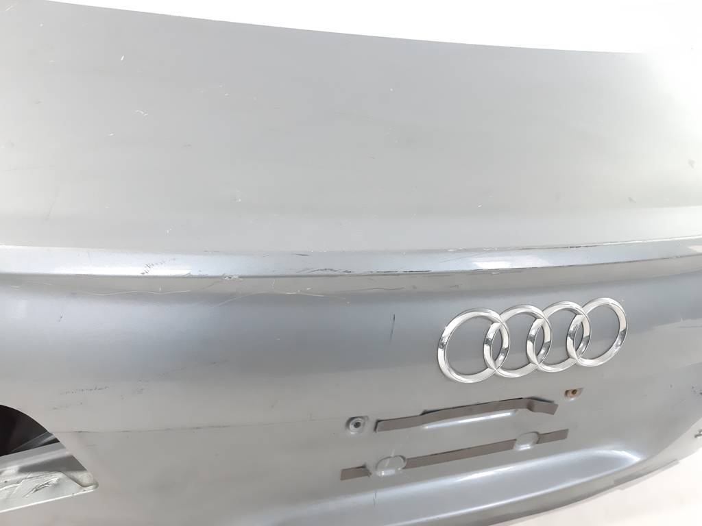 A6 Кришка багажника седан Audi A6 2009-2011 4F5827023R Audi A6 2