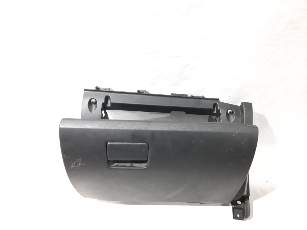 3 Бардачок Mazda 3 2014-2016 BHN164030C02 Mazda 3 13