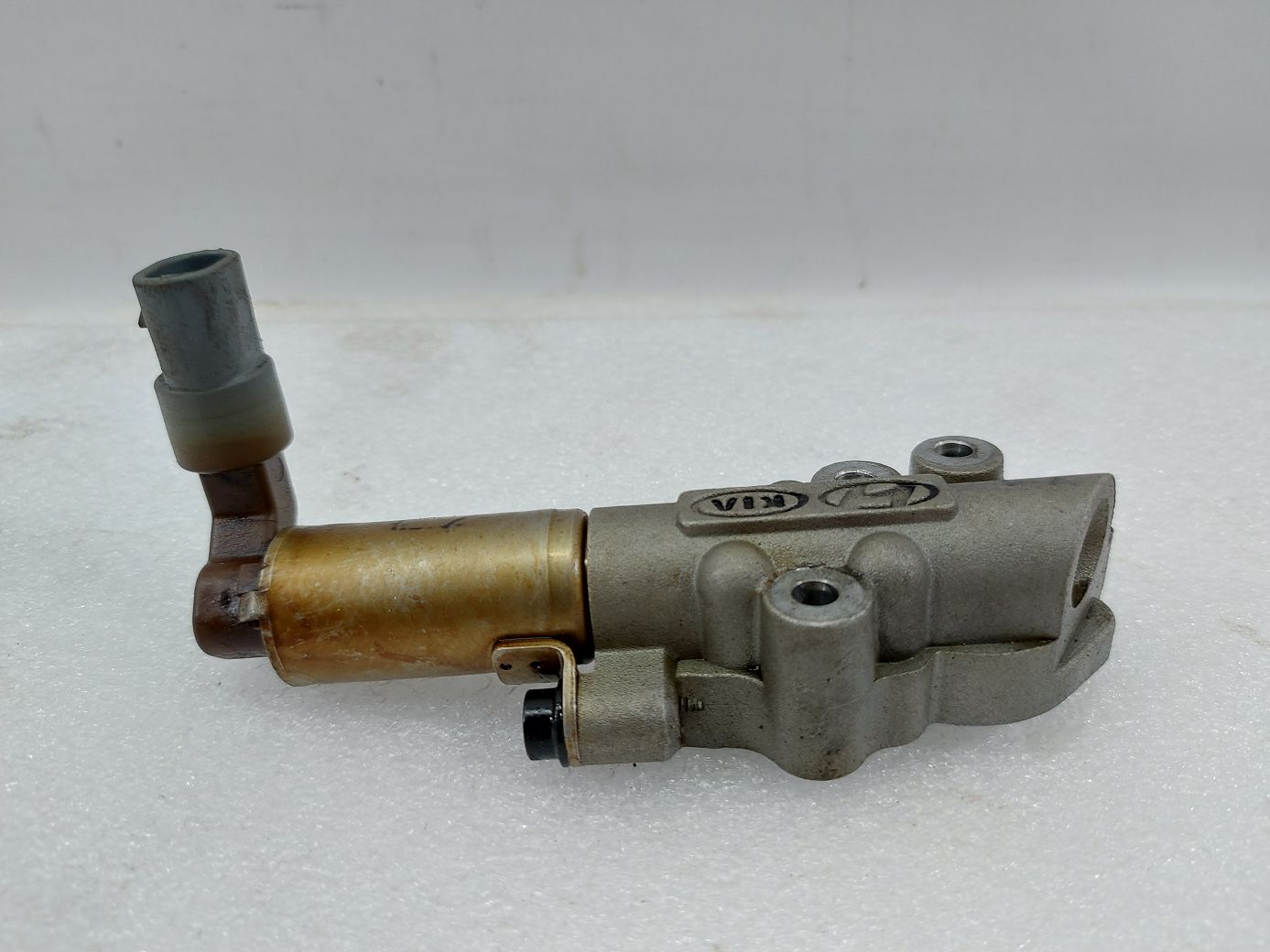 Cadenza. Клапан регулювання фаз газорозподільного механізму (правий) Kia CADENZA 2014-2020 243603CAB2 Kia CADENZA Cadenza. Клапан регулювання фаз газорозподільного механізму (правий) Kia CADENZA 2014-2020 243603CAB2 Kia CADENZA