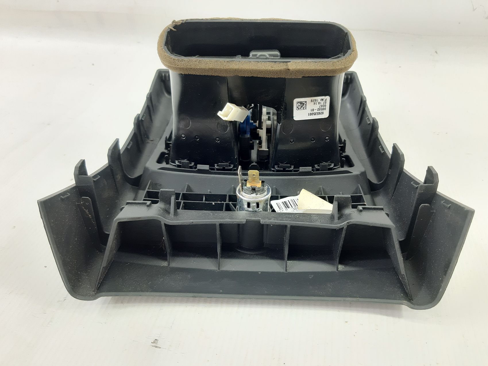 328i xdrive Накладка центральної консолі задня з решіткою для повітропроводу BMW 328i xDrive 2012-2016 51169235494 BMW 328i xDrive 9