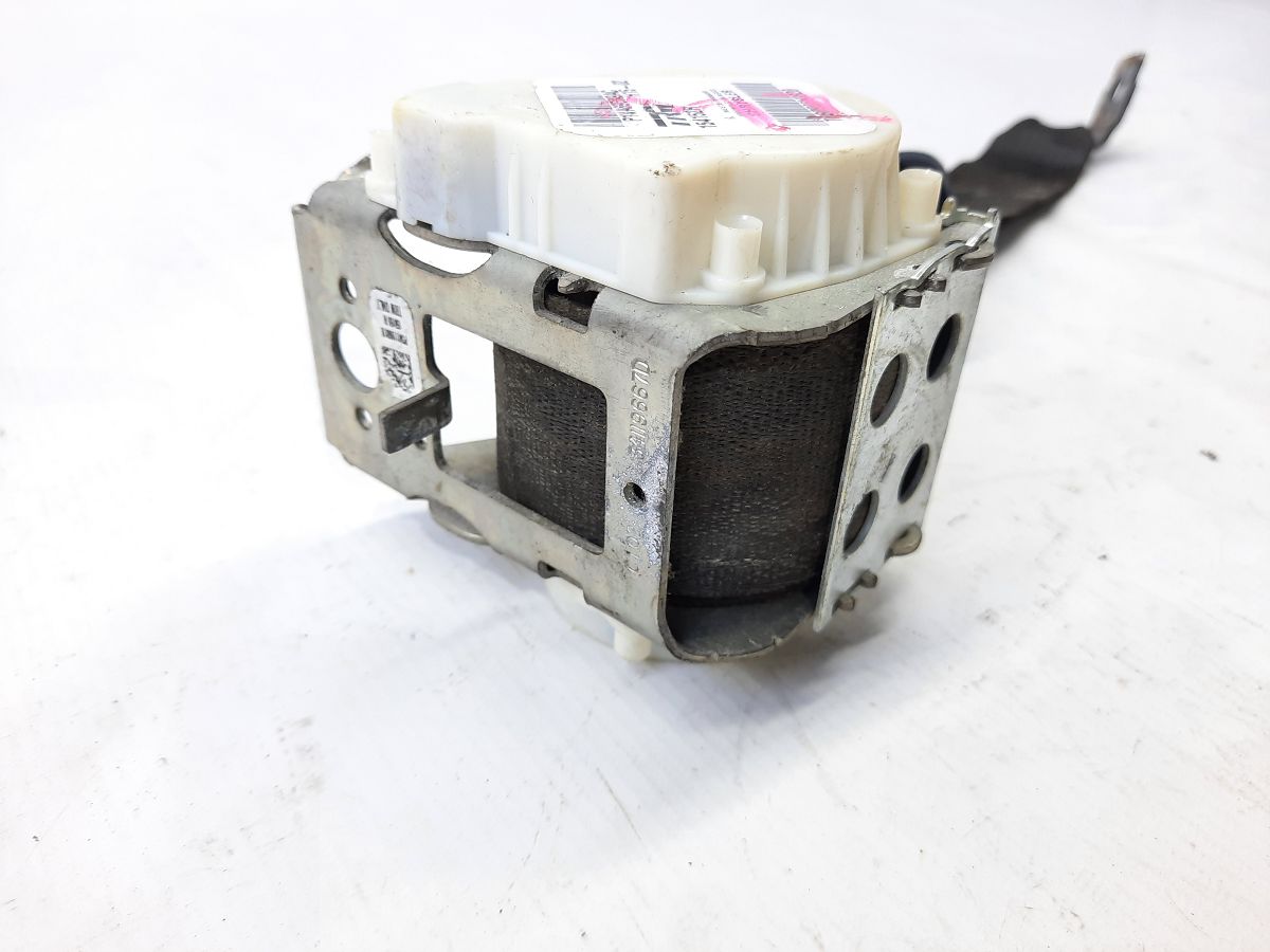 200 limited Ремінь безпеки задній центральний Chrysler 200 Limited 2015-2017 1VA69DX9AE Chrysler 200 Limited 4