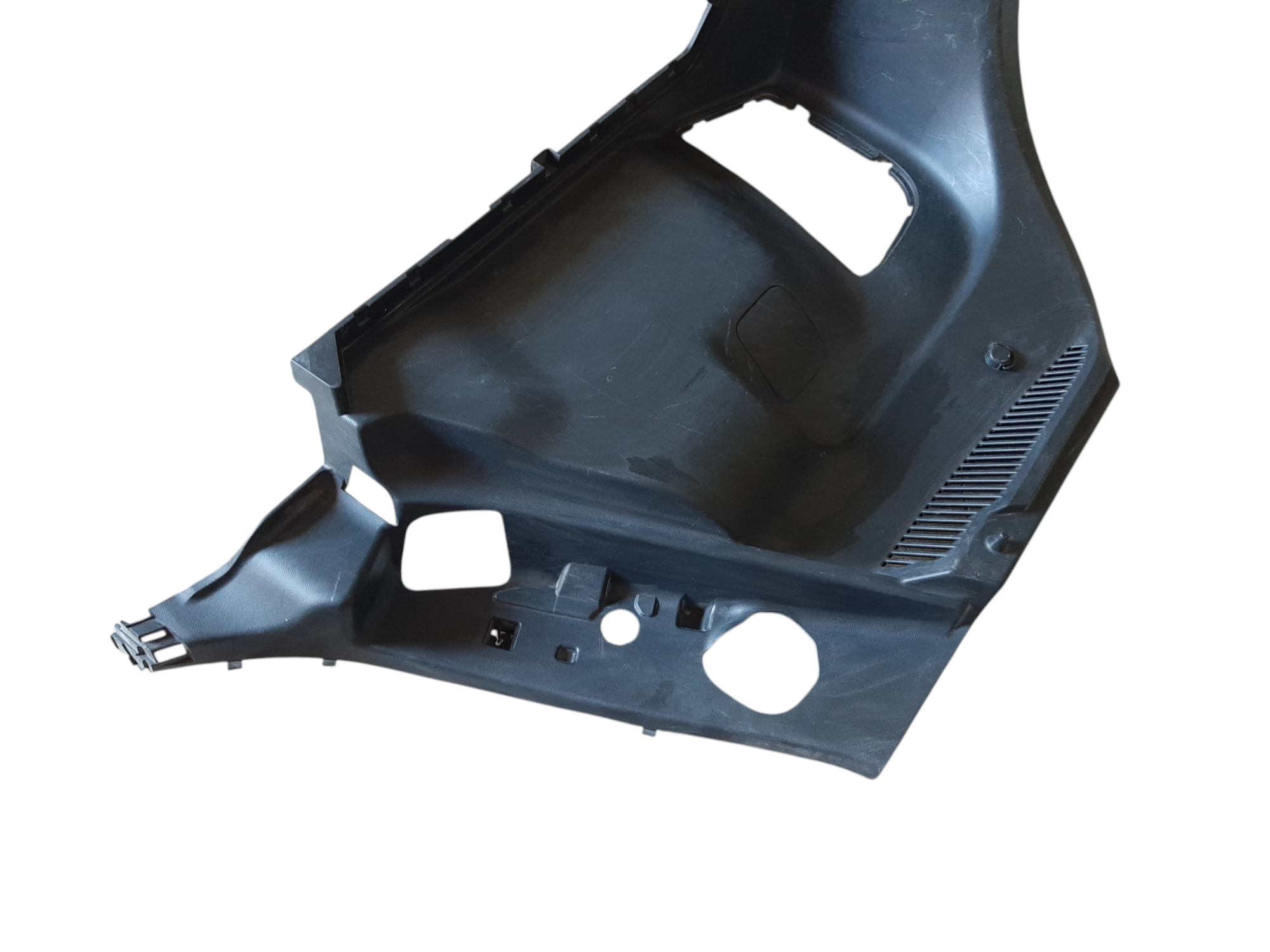 Leaf Обшивка багажного отделения правая Nissan Leaf 2020-2025 84950-6WK0A Nissan Leaf 2