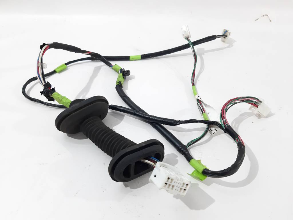 Camry Проводка дверей задньої лівої Toyota Camry 2007-2011 8215406320 Toyota Camry 4