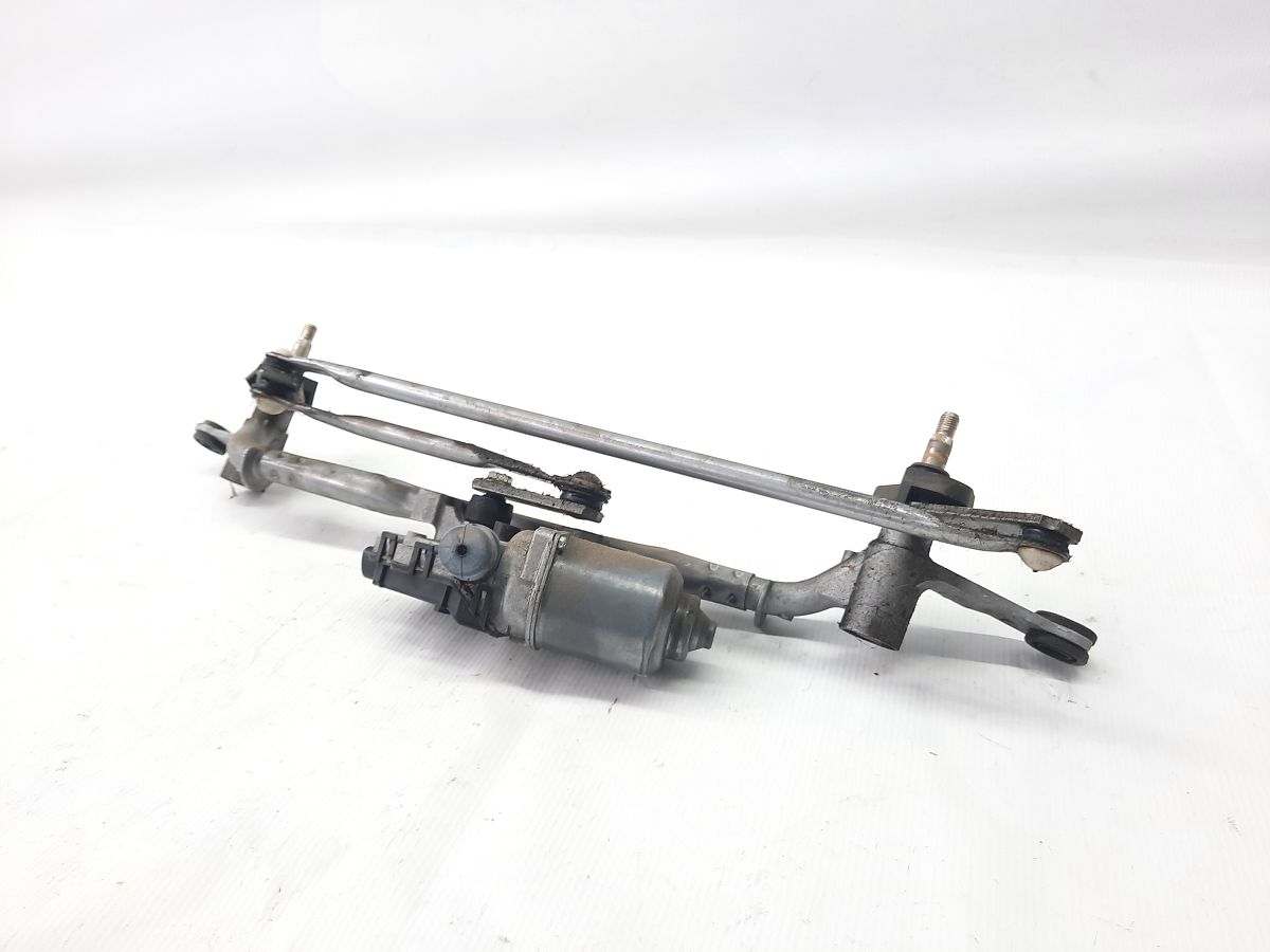 Dart. Механизм рычагов стеклоочистителя с мотором Dodge Dart 2013-2019 68156261AB Dodge Dart