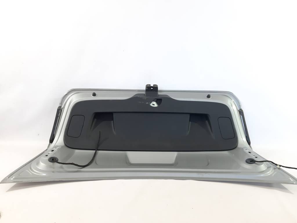 Passat Кришка багажника Volkswagen Passat 2012-2015 561827025D Volkswagen Passat 4