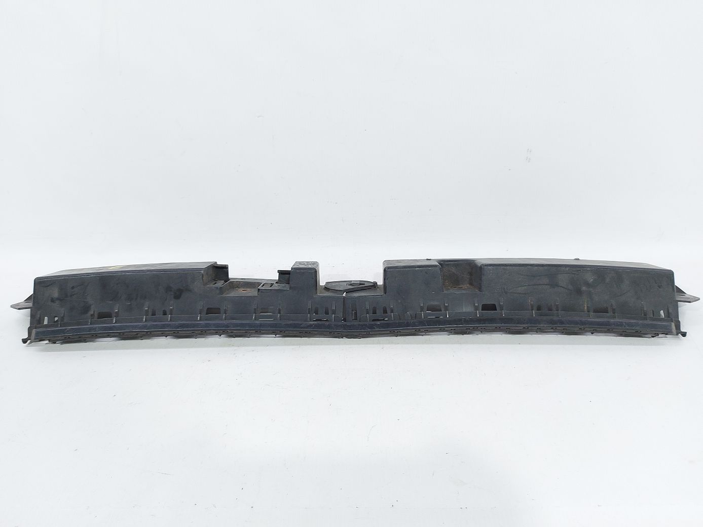 Charger Кріплення заднього бампера центральне Dodge Charger 2011-2014 57010616AC Dodge Charger 2 Charger Кріплення заднього бампера центральне Dodge Charger 2011-2014 57010616AC Dodge Charger 2