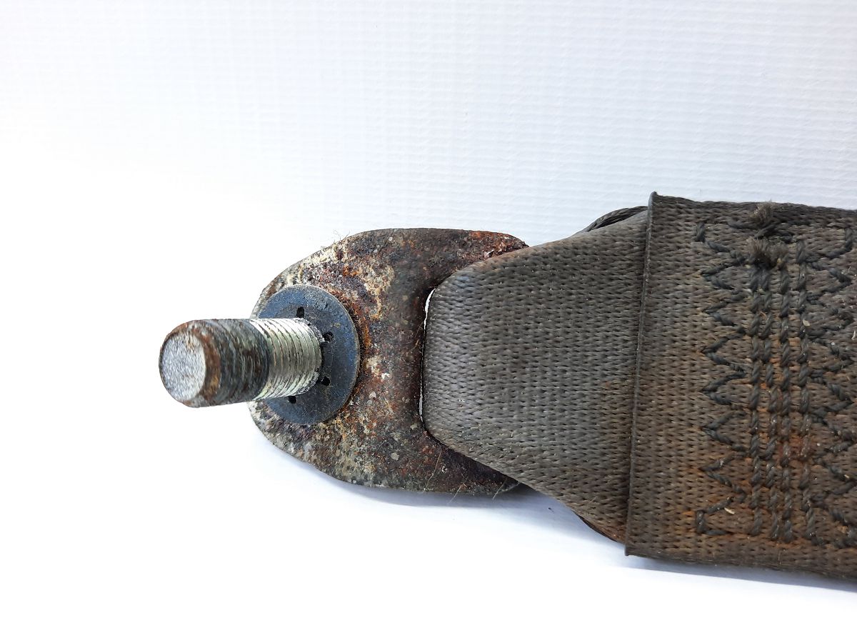 Insight Замок ремня безопастности заднего ряда сидений лев/прав Honda Insight 2010-2014 04823TM8A00ZB Honda Insight 8