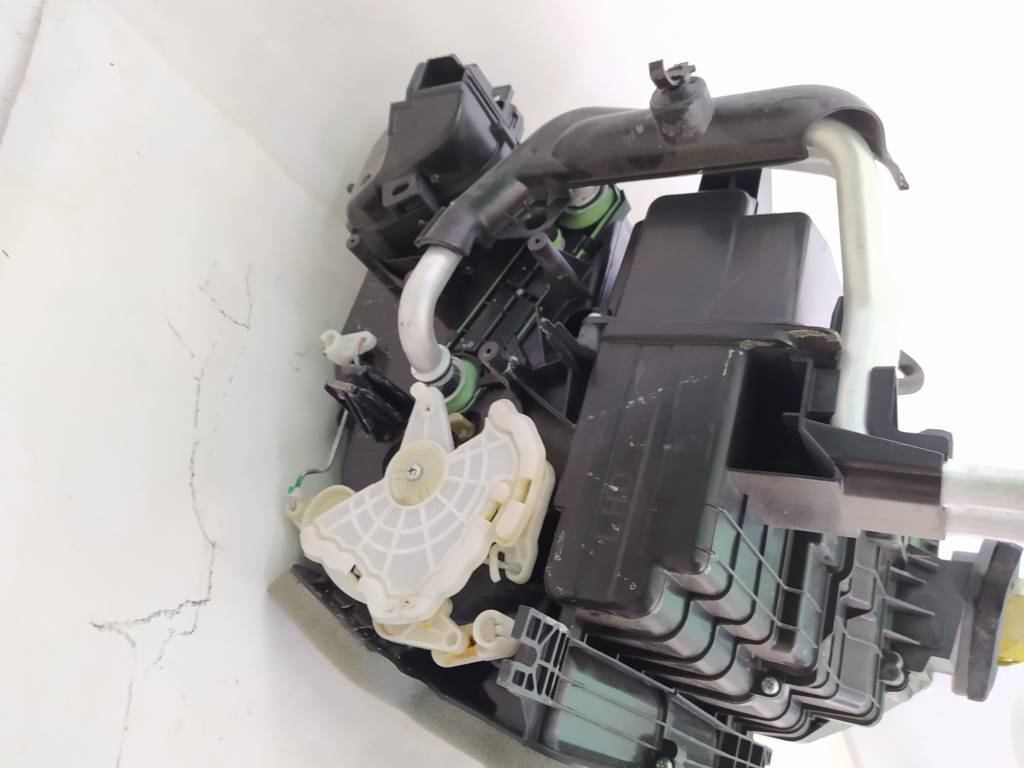 Forester Печка с радиатором центральная Subaru Forester 2012-2016 72110FJ081 Subaru Forester 6