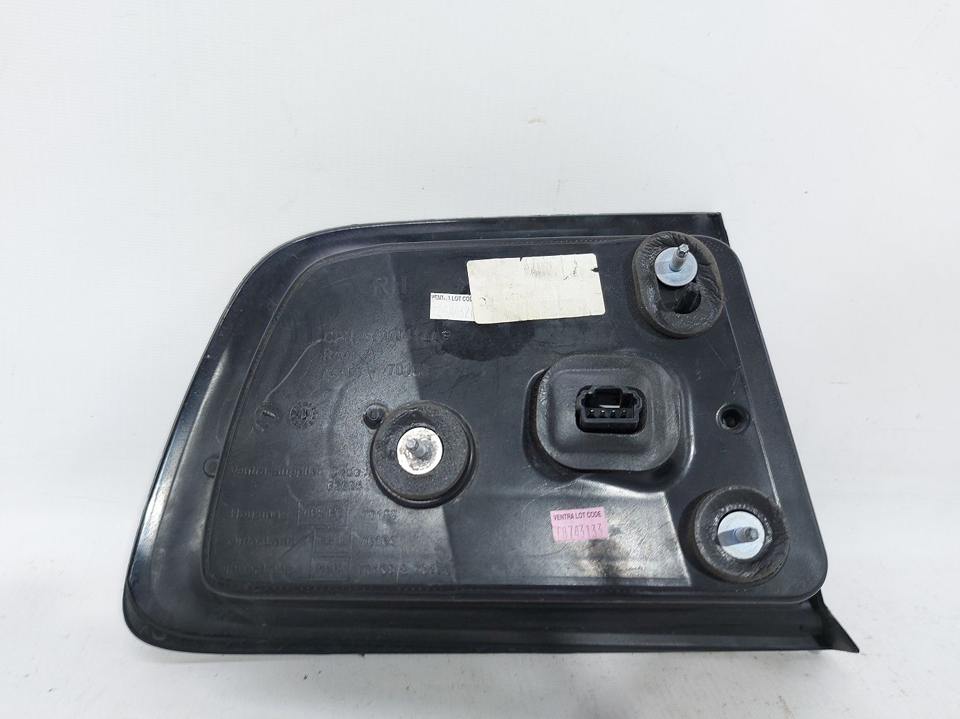 Charger Ліхтар задній правий Dodge Charger 2011-2014 57010414AE Dodge Charger 4