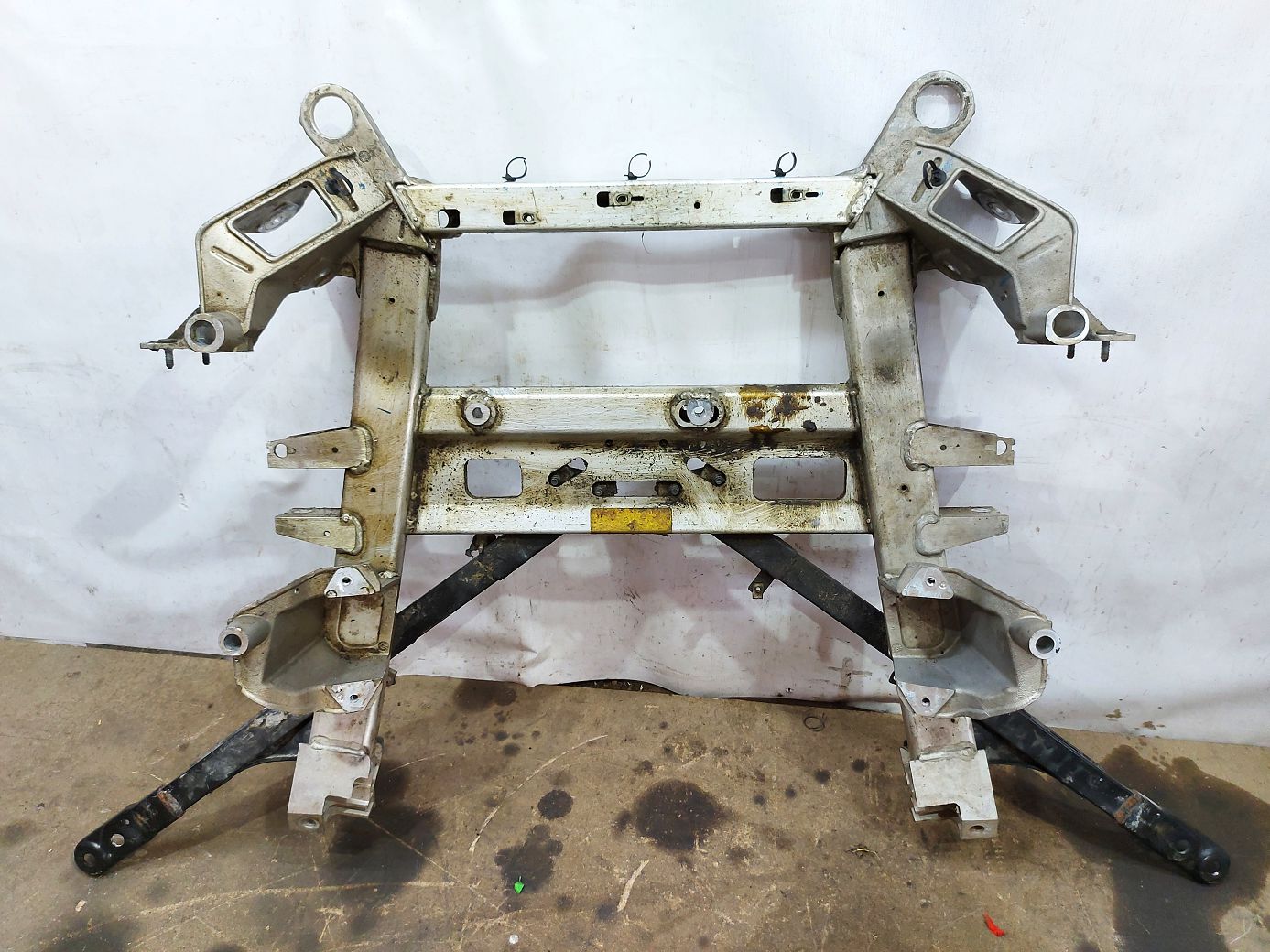 Ats Підрамник передній Cadillac ATS 2016 84687529 Cadillac ATS 6 Ats Підрамник передній Cadillac ATS 2016 84687529 Cadillac ATS 6