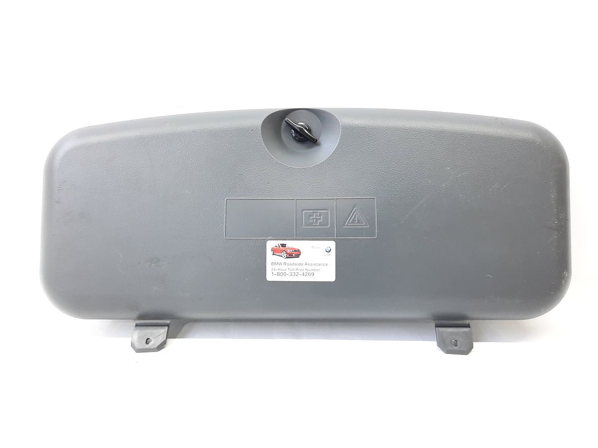 7 series. Скринька під інструменти в кришку багажника BMW 7 2012 71116784442 BMW 7