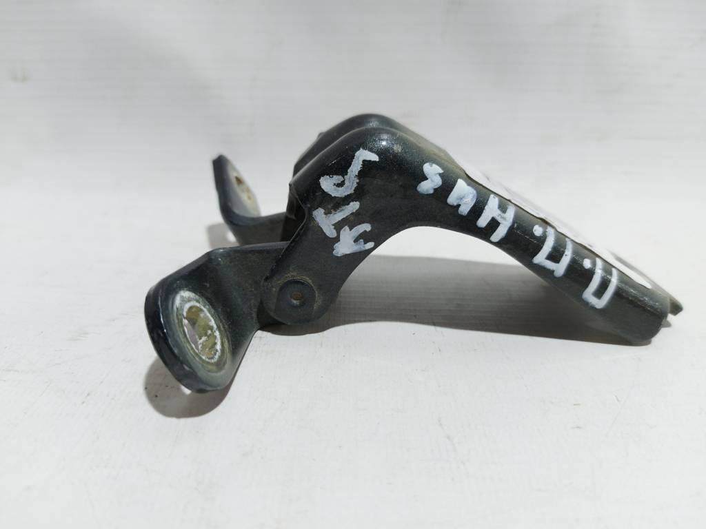 Ats Петля двери передней правой/левой верх/низ Cadillac ATS 2005-2021 13501712 Cadillac ATS 18