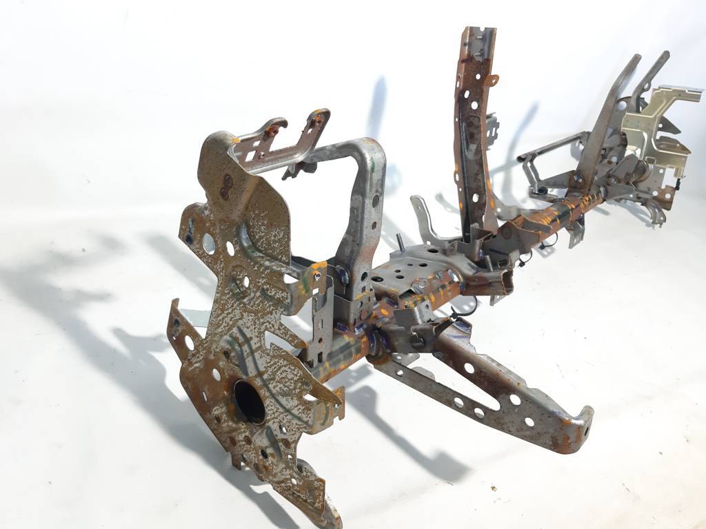 Sentra Рама торпеды Nissan Sentra 2016-2019 678703YU1A Nissan Sentra 2