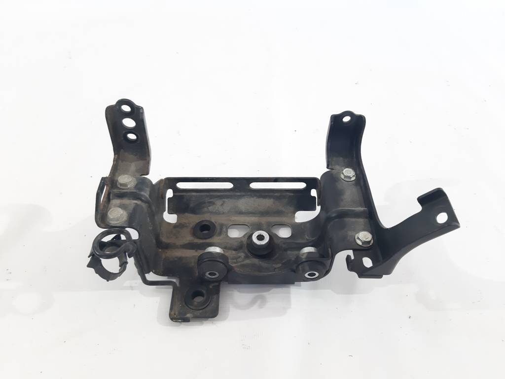 Zx-1000. Крепление блока АБС Kawasaki ZX-1000 2012-2013 230620719 Kawasaki ZX-1000