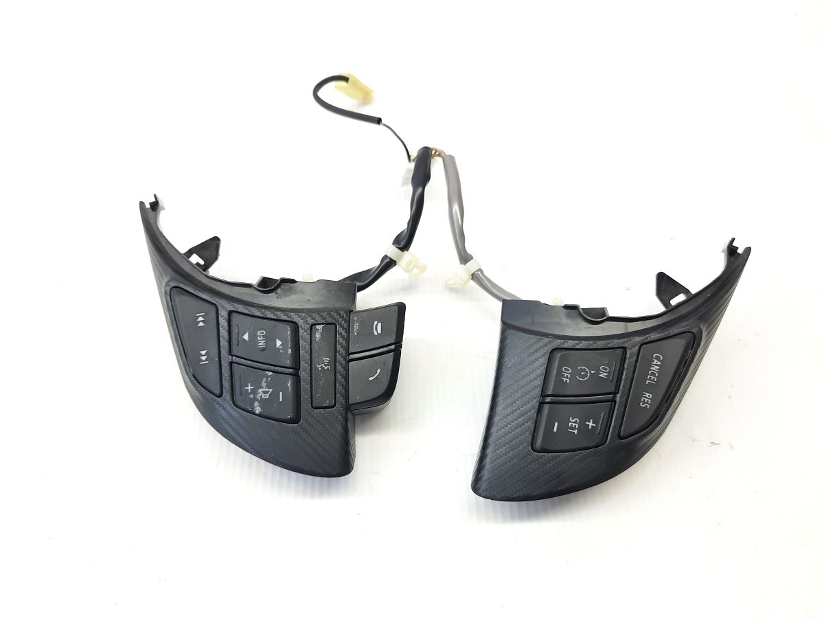 3. Кнопки кермового колеса Mazda 3 2014-2016 BHV6664M0 Mazda 3