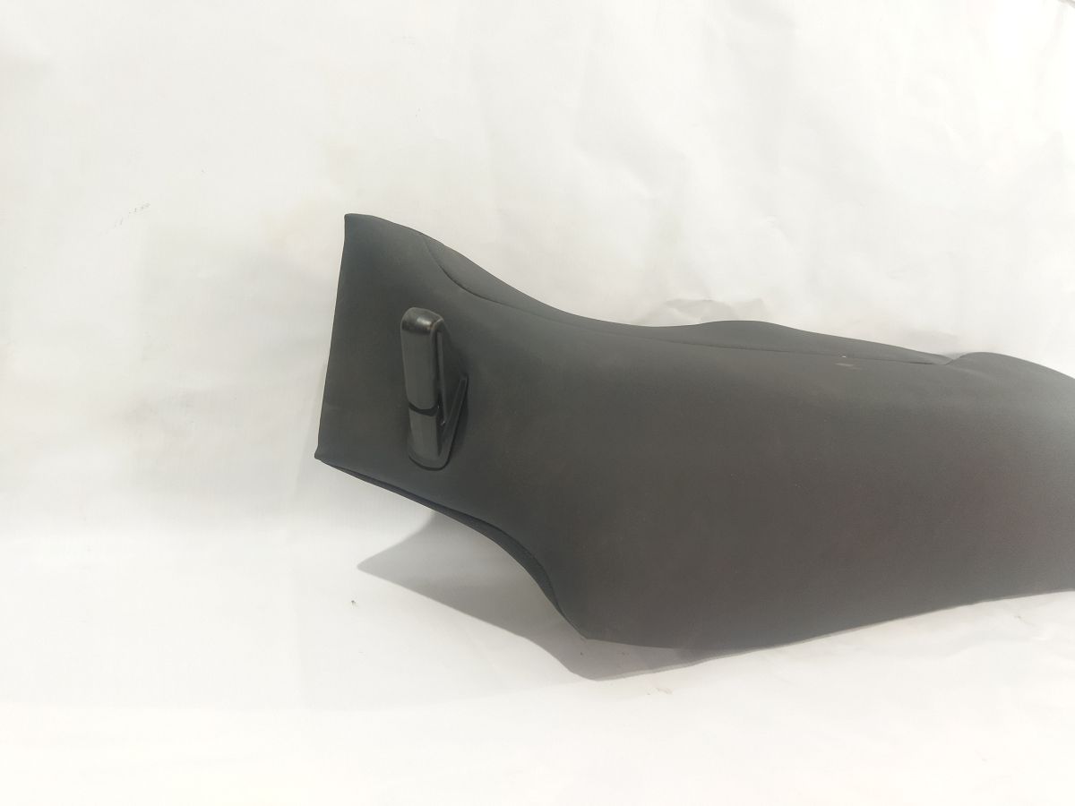 S60 Бічна спинка заднього ряду сидінь права Volvo S60 2011-2018 1288689 Volvo S60 2