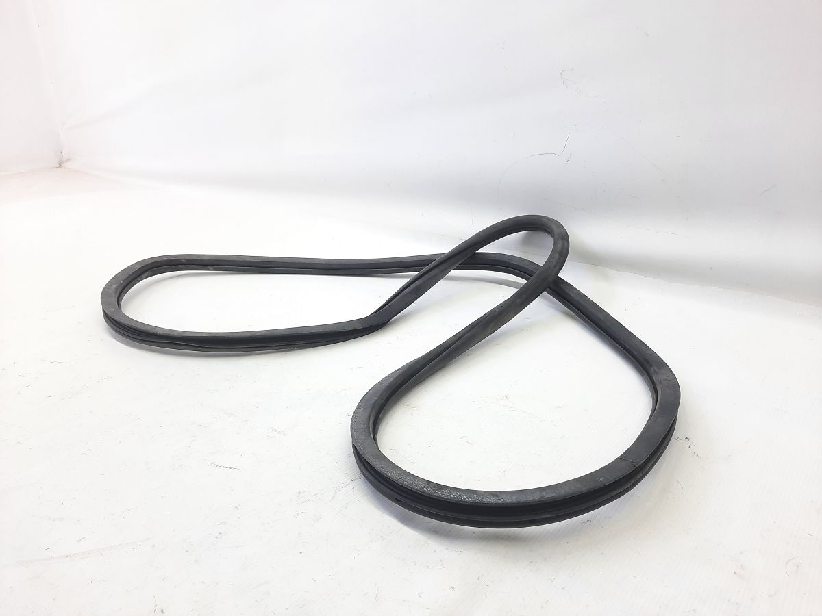 Dart Ущільнювальна гумка отвору дверей задньої лівої/правої Dodge Dart 2013-2019 68085078AF Dodge Dart 9