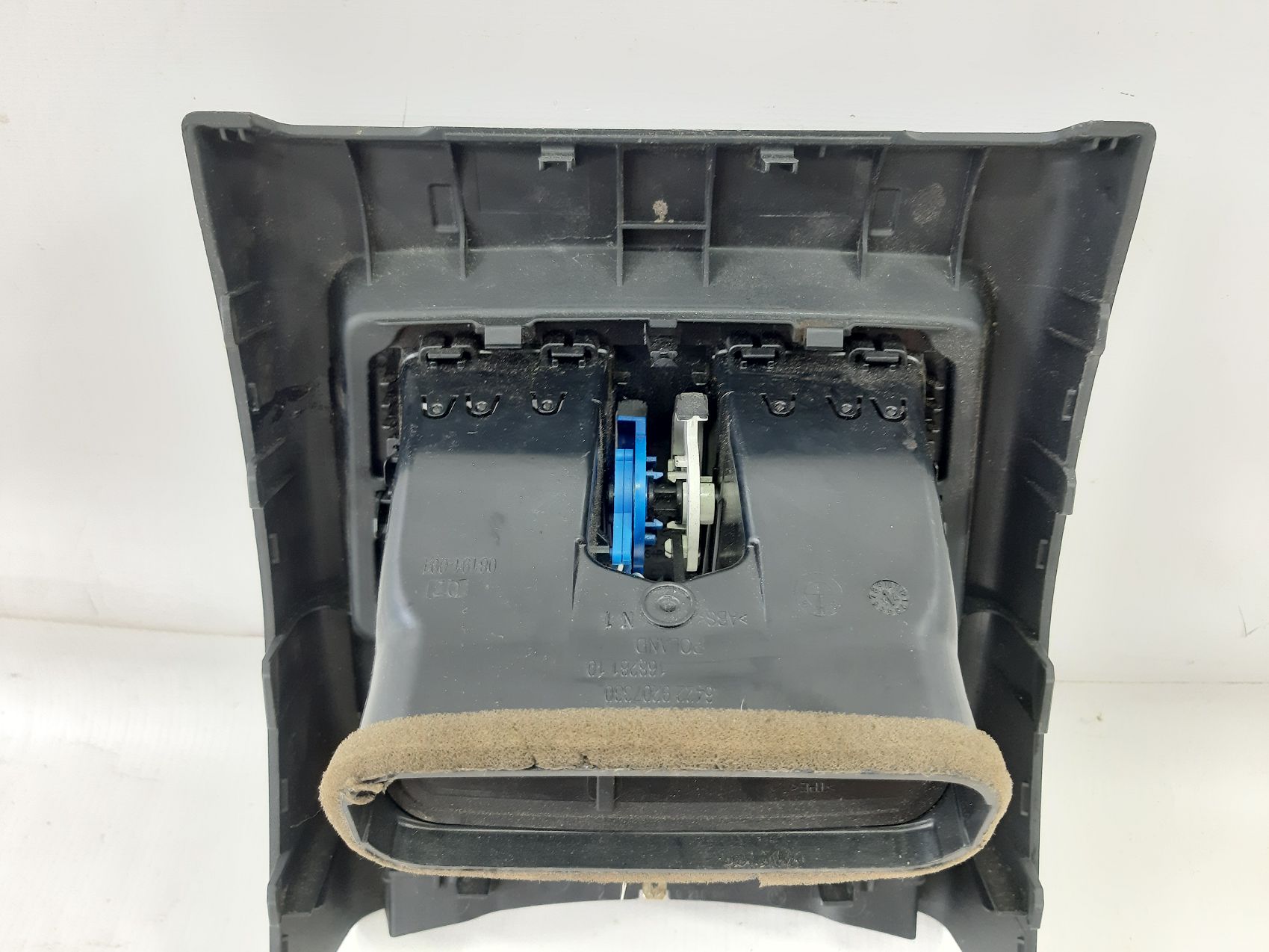 328i xdrive Накладка центральної консолі задня з решіткою для повітропроводу BMW 328i xDrive 2012-2016 51169235494 BMW 328i xDrive 5