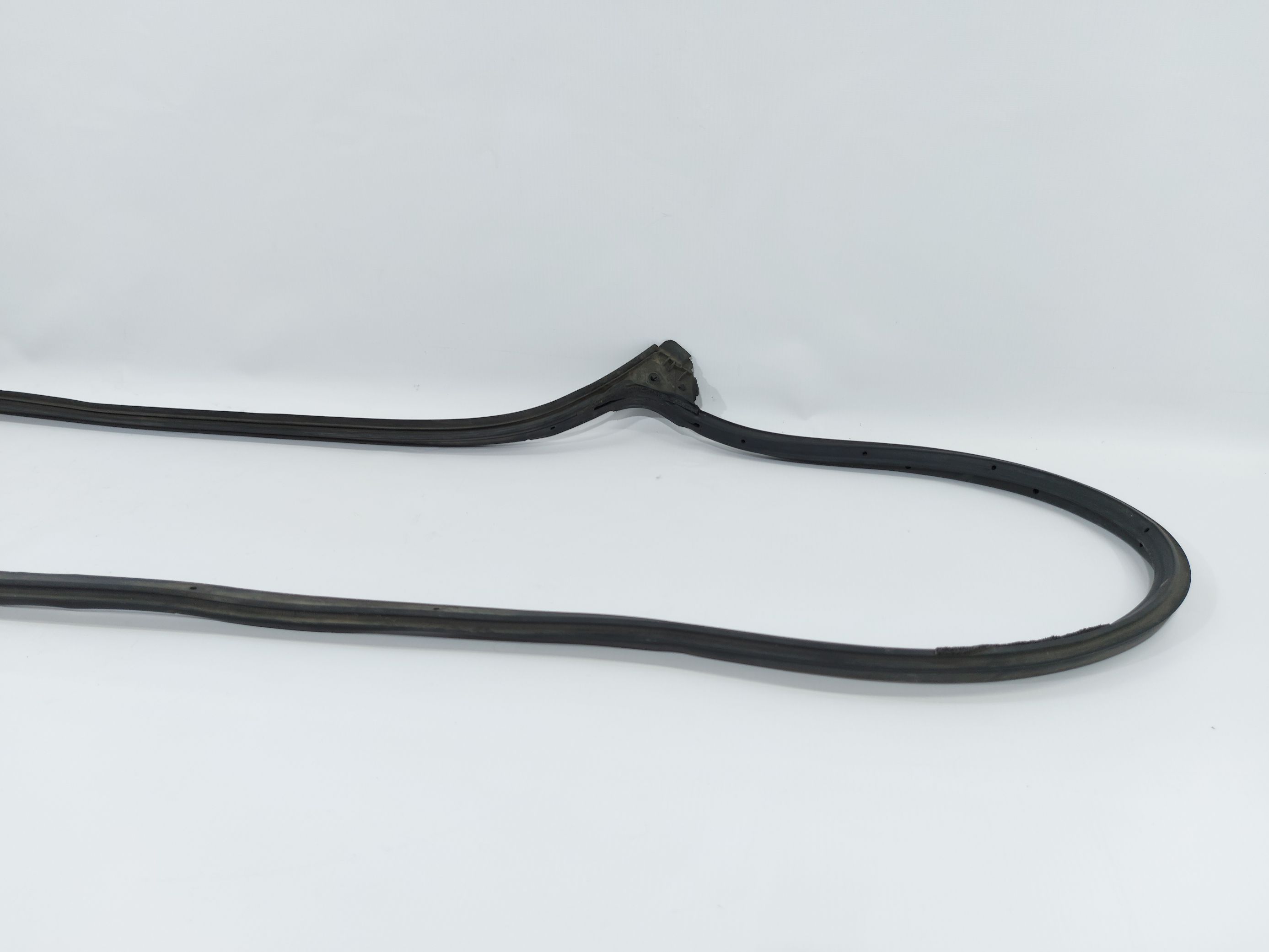 6 Уплотнитель двери задней правой Mazda 6 2014-2017 GHK172760B Mazda 6 2