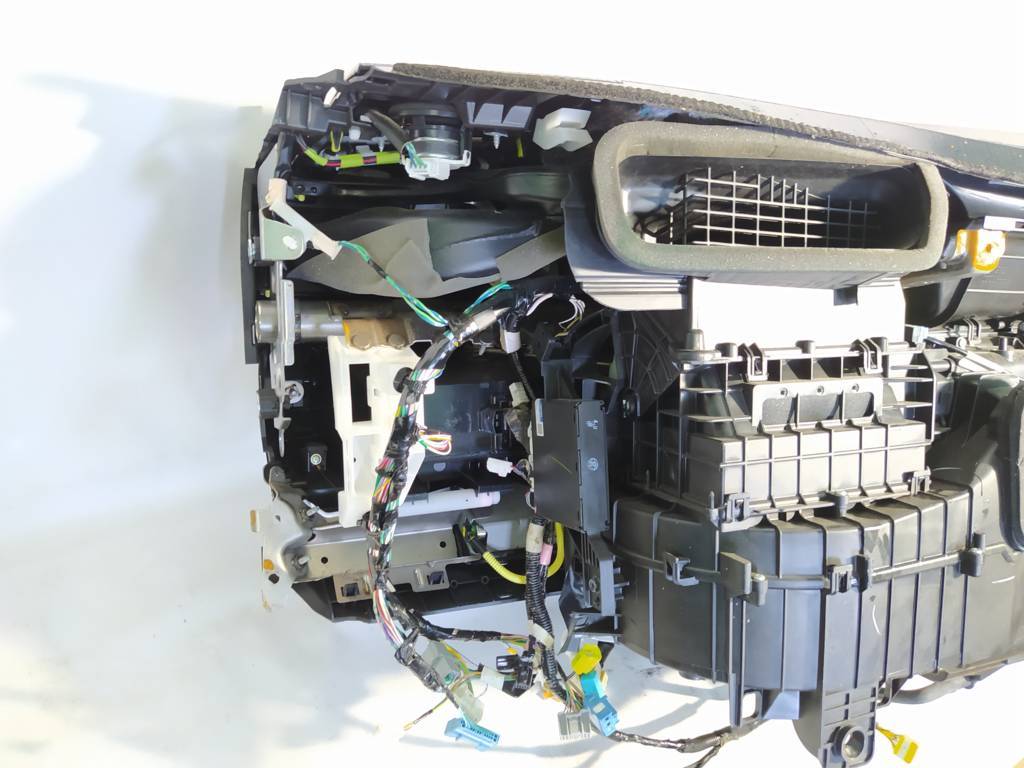 Camry Торпеда гола Toyota Camry 2015-2017 5530106210C0 Toyota Camry 12