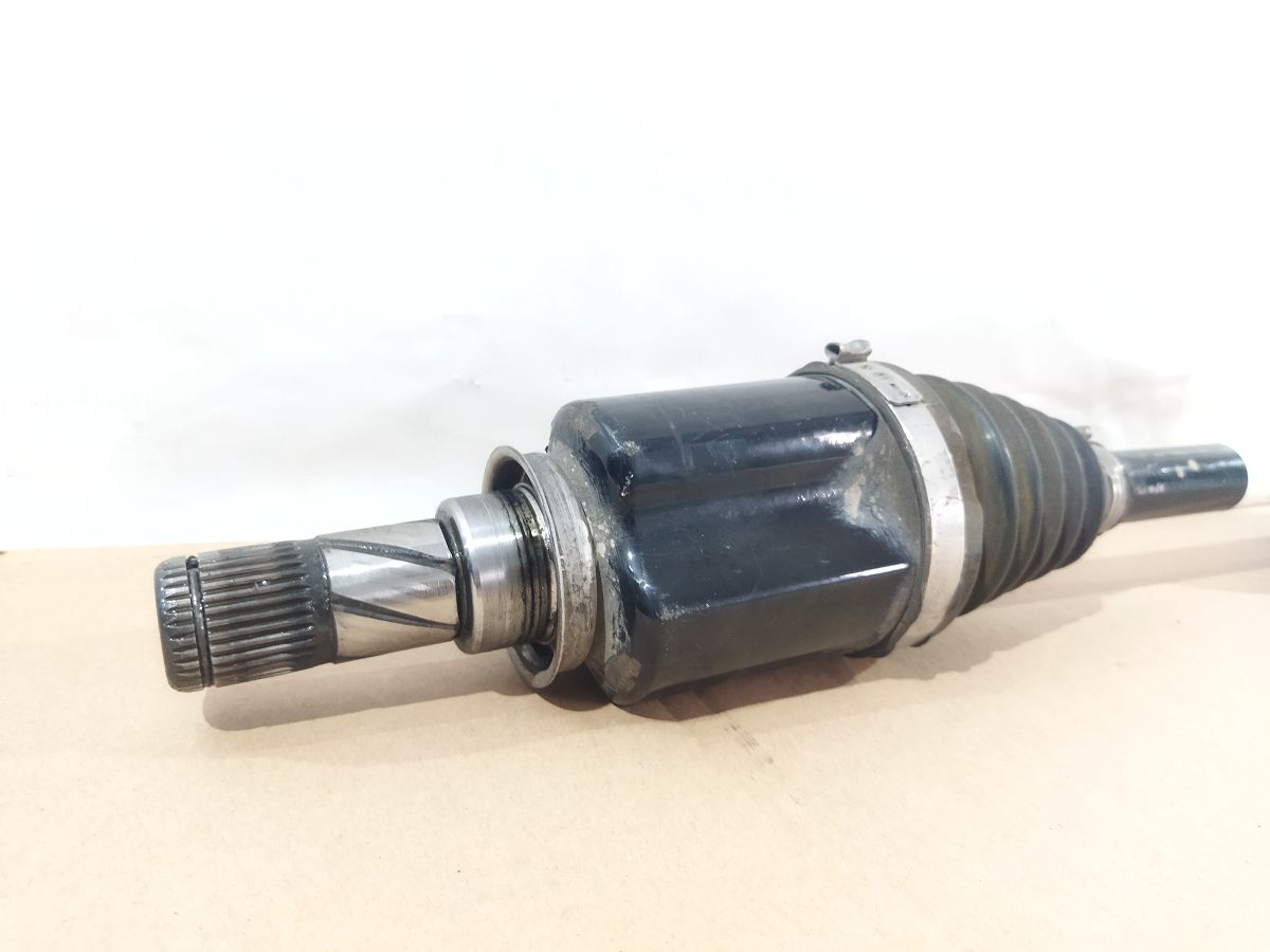 Fortwo Полуось задняя левая Smart Fortwo 2010-2016 451350041028 Smart Fortwo 2
