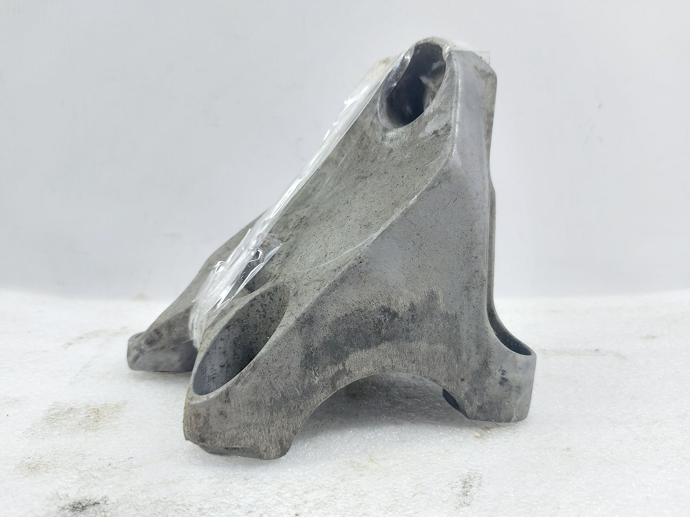 Ats. Кронштейн двигуна Cadillac ATS 2016-2019 20841859 Cadillac ATS Ats. Кронштейн двигуна Cadillac ATS 2016-2019 20841859 Cadillac ATS