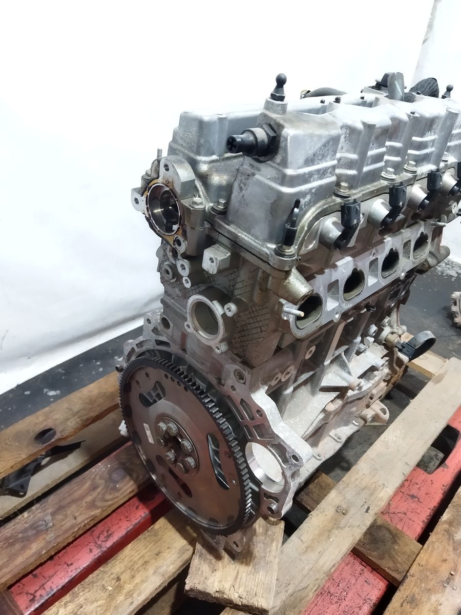 Dart Двигун (без навісного обладнання) (всередині іржа) 2.4 L Dodge Dart 2014-2016 68369232AA Dodge Dart 10