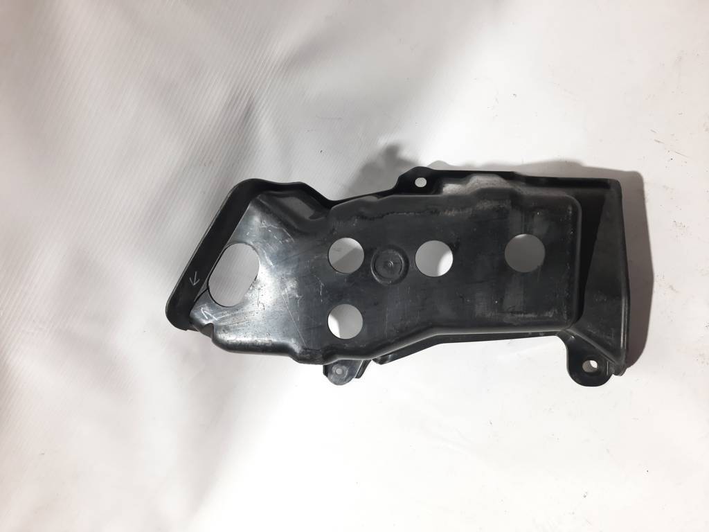 Sienna Захист заливної горловини нижній Toyota SIENNA 2004-2016 7766108020 Toyota SIENNA 4 Sienna Захист заливної горловини нижній Toyota SIENNA 2004-2016 7766108020 Toyota SIENNA 4