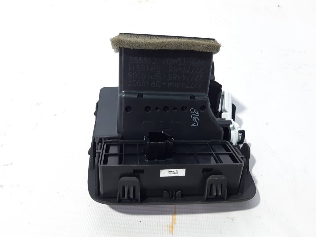 Volt Повітропровід приладової панелі лівий Chevrolet Volt 2012-2015 22878234 Chevrolet Volt 3