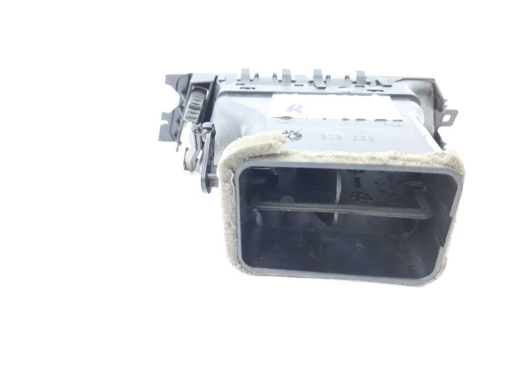 328i xdrive Воздуховод торпеды правый BMW 328i xDrive 2006-2012 64229130460 BMW 328i xDrive 4