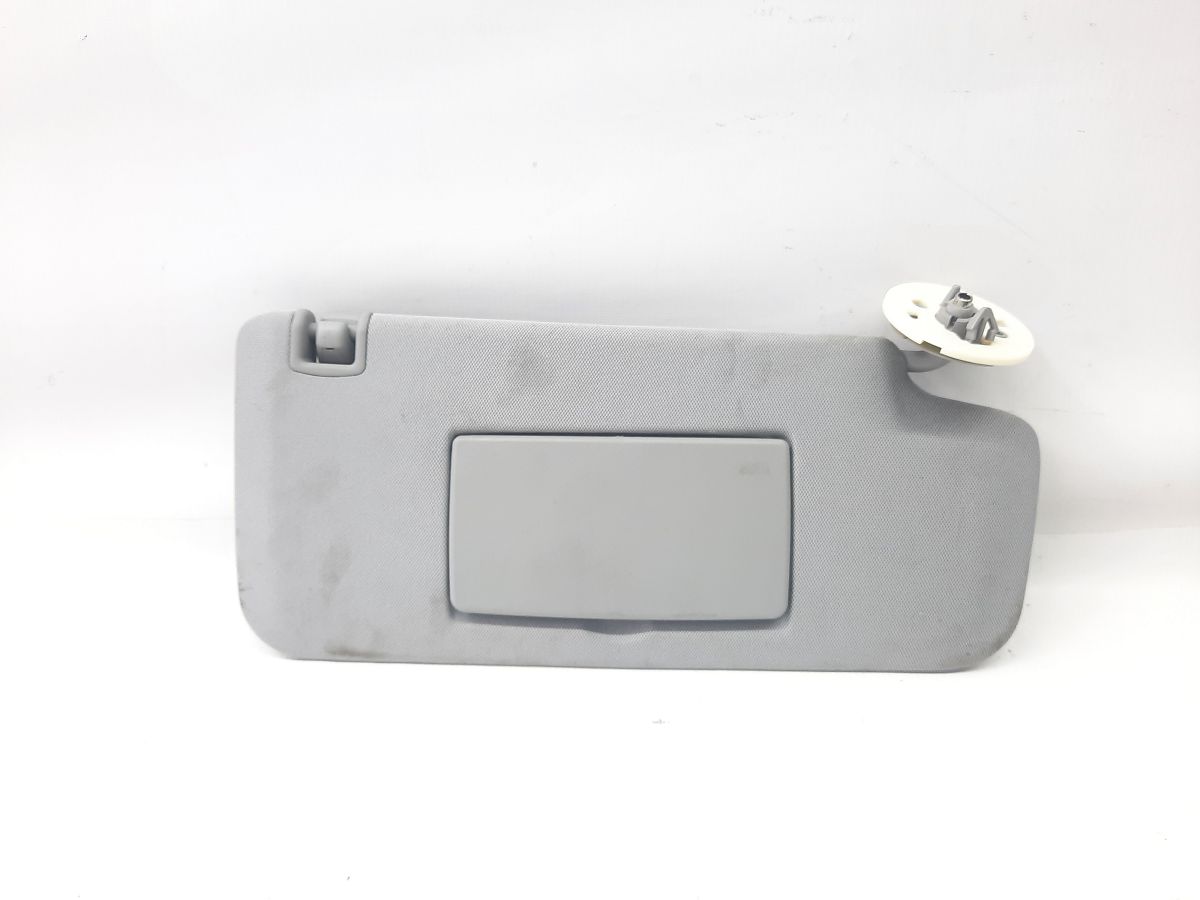 Trax Козырек солнцезащитный правый Chevrolet Trax 2017-2021 42424615 Chevrolet Trax 2