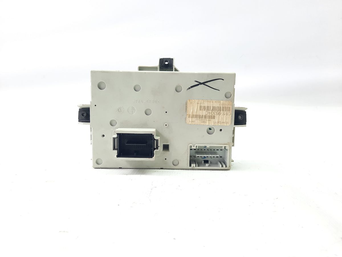 Dart Блок предохранителей салона Dodge Dart 2014-2016 68199630AE Dodge Dart 4 Dart Блок предохранителей салона Dodge Dart 2014-2016 68199630AE Dodge Dart 4